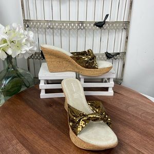 Oliver Vick Womens Slide Wedges Sandals size 9M.